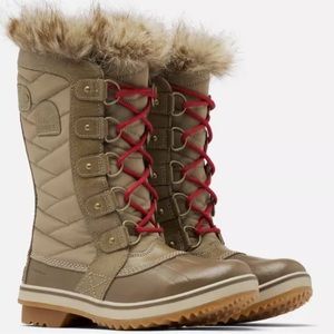 NWT Sorel Tofino II WP Fur Lace Up Winter Red Lace Boot Size 7 Khaki Tan